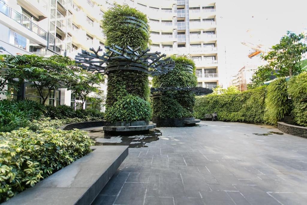 Seven Doors Aparthotels In Gramercy Makati Makati City Екстер'єр фото