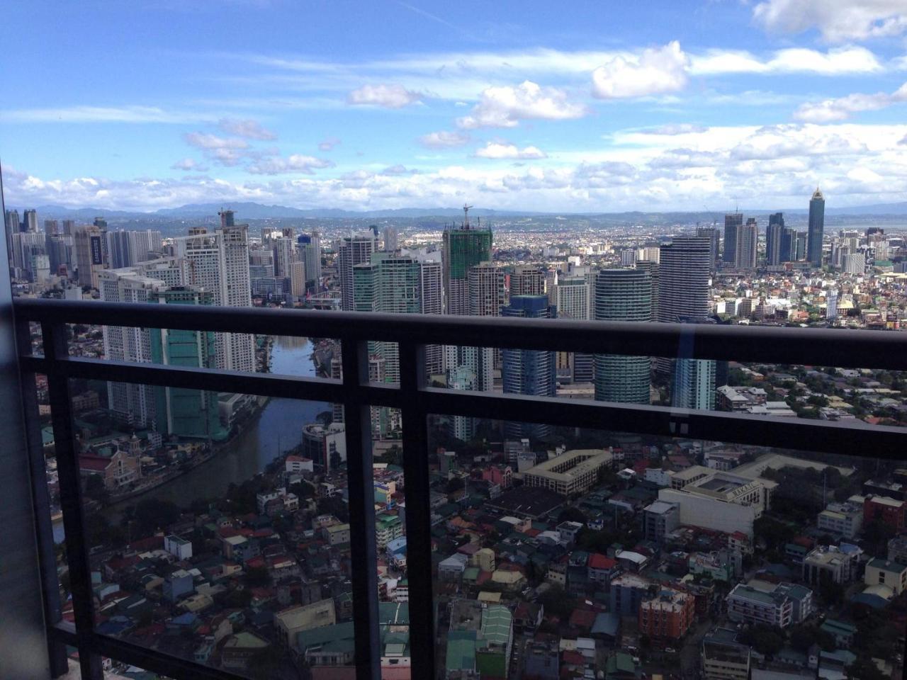 Seven Doors Aparthotels In Gramercy Makati Makati City Екстер'єр фото