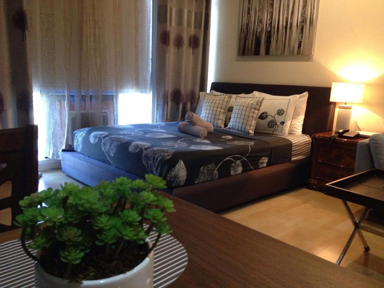 Seven Doors Aparthotels In Gramercy Makati Makati City Екстер'єр фото