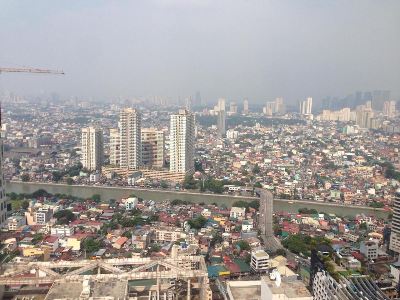 Seven Doors Aparthotels In Gramercy Makati Makati City Екстер'єр фото
