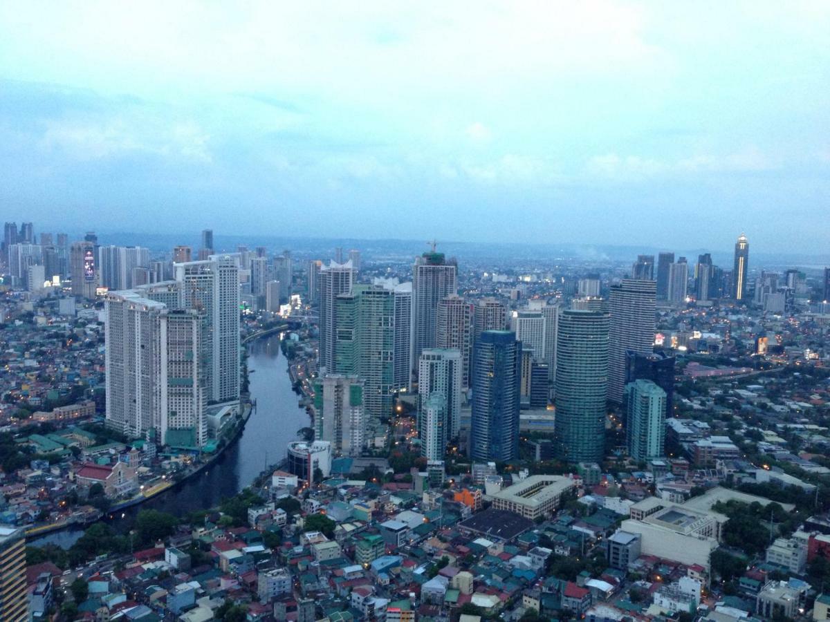 Seven Doors Aparthotels In Gramercy Makati Makati City Екстер'єр фото